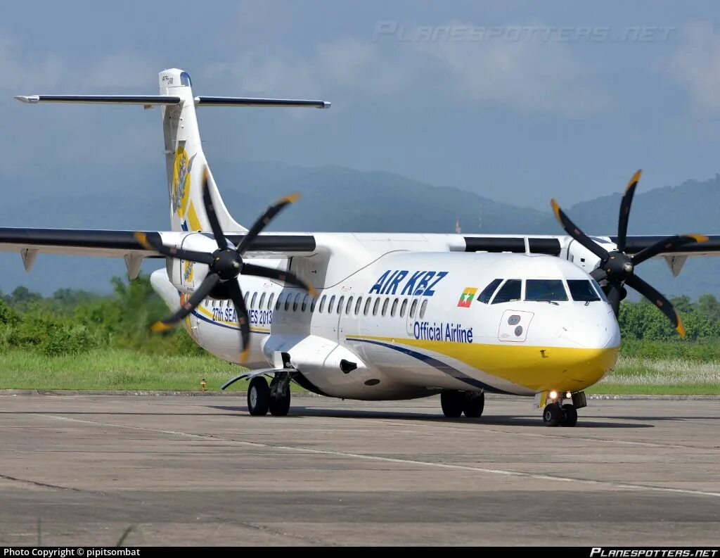 Aircairo. ATR 72-212a. ATR 72-600. ATR 72-600 самолет silkavia. Bangkok Air atr72-600.