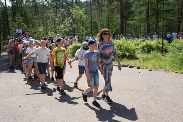 Школа безопасности якутск нерюнгри 2022. Мужество нерюнгри. Лагерь мужество самара. Лагерь мужество. Мужество нерюнгри.