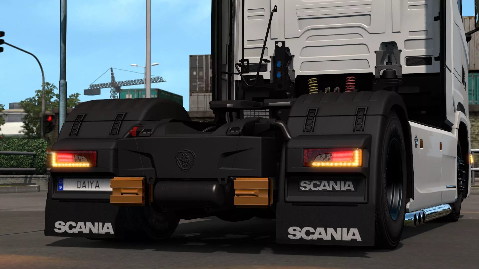 Euro truck simulator поворотники. Задний бампер для euro truck simulator 2. Ets 2 mods задний бампер scania. 32. 38 мод боковые панели gtm скания rjl.