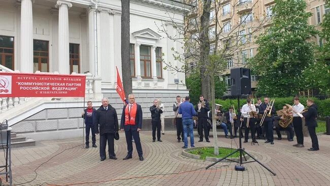 О героях-земляках: в Первомайском открыли памятный знак Новости Ленинградского р