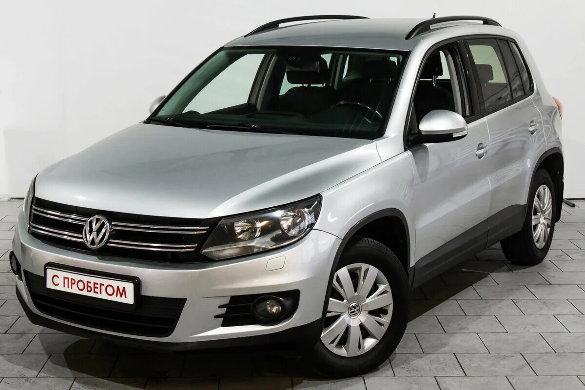 Купить фольксваген тигуан новый москва. Tiguan 2013. Фольксваген Тигуан 2l. Фольксваген Тигуан 2013 года. Фольксваген Тигуан 2013 серебристый.