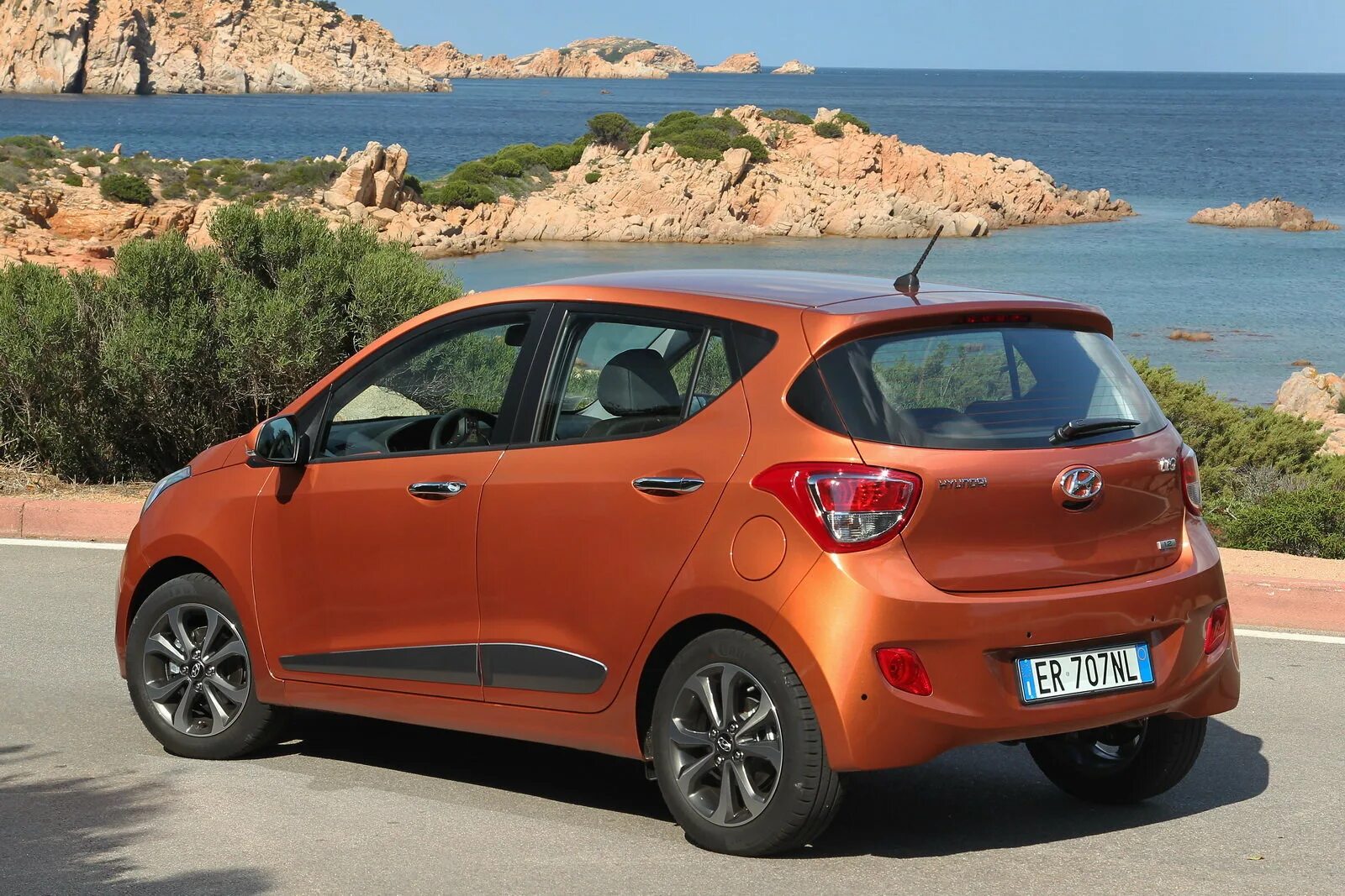 Автомобили 1 10. Hyundai i10 II. Hyundai i10 i. I 10 Hyundai i10. Hyundai i10 2016.