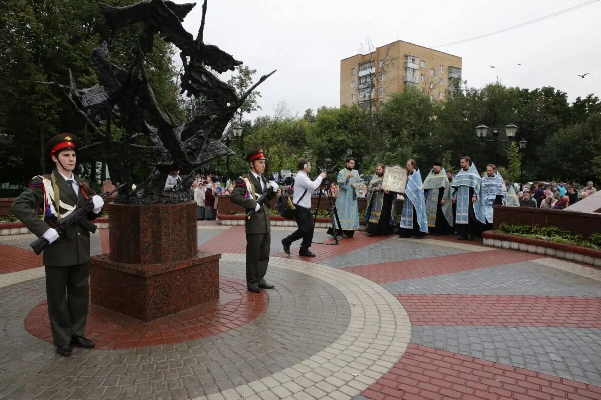 Сайт ивантеевка московской. Городской ПКИО Ивантеевка. Ивантеевка парк культуры. Ивантеевка достопримечательности города. Красивые места в Ивантеевке.