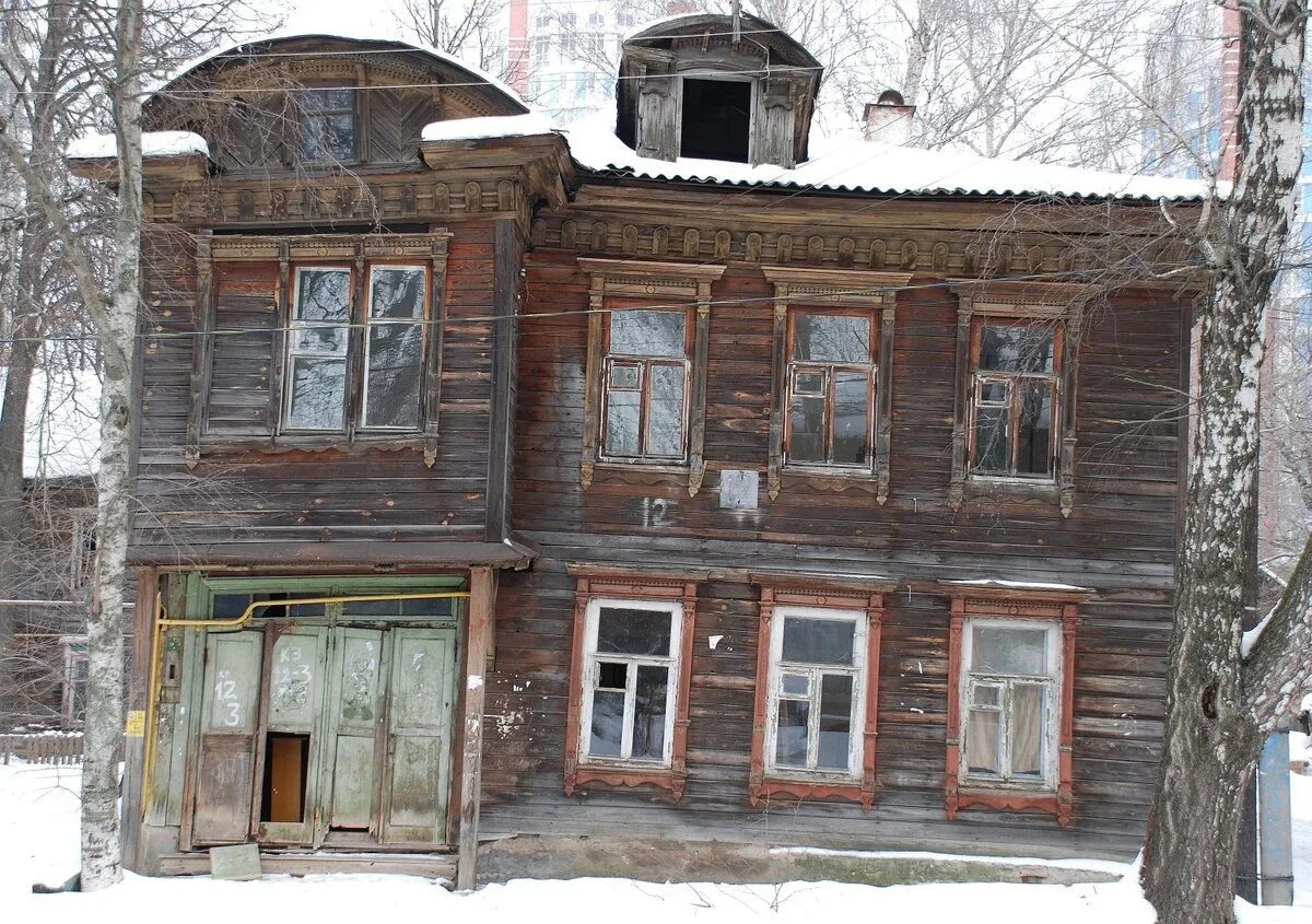 Какие дома на расселение. Старый фонд Нижний Новгород. Нижний Новгород расселение бараков. Ветхий фонд Нижний Новгород. Барак расселение ветхое жилье Калуга.