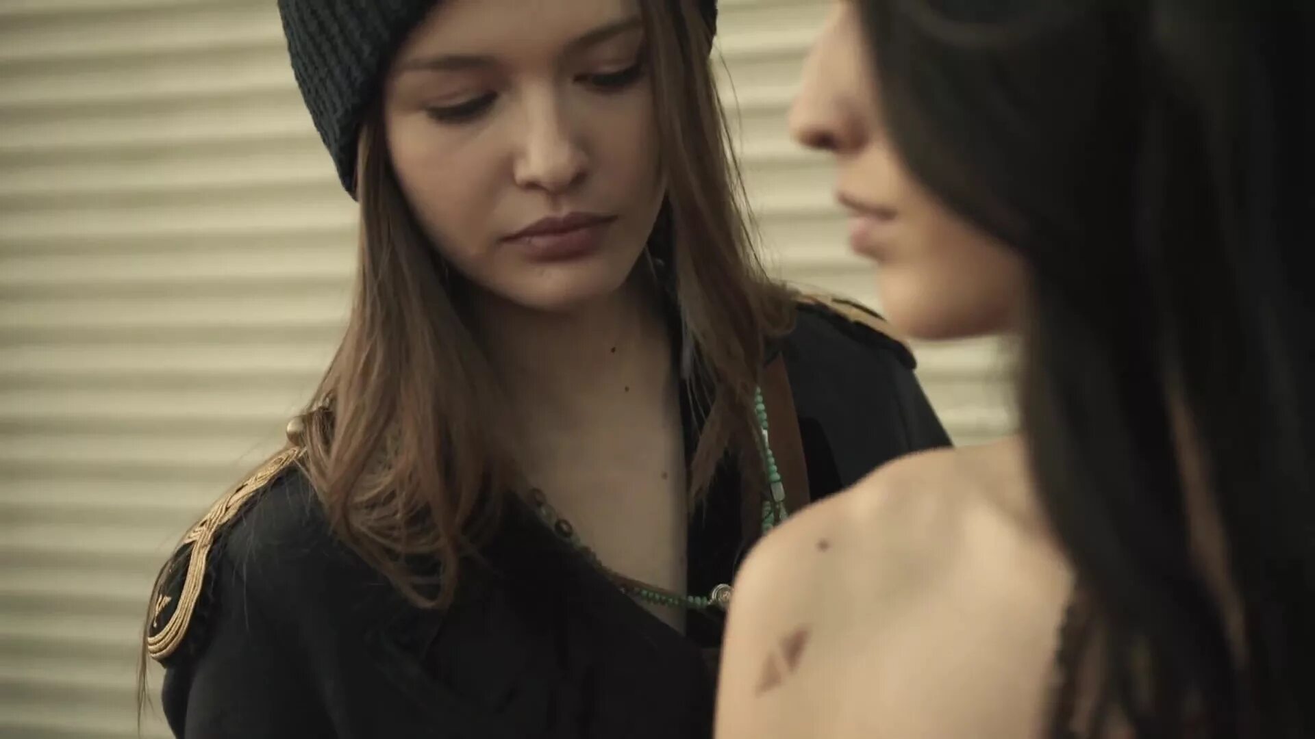 Wake me up обложка. Wake me up avicii альбом. Wake up avicii. Wakebme up облошка дл трека. "mary s.