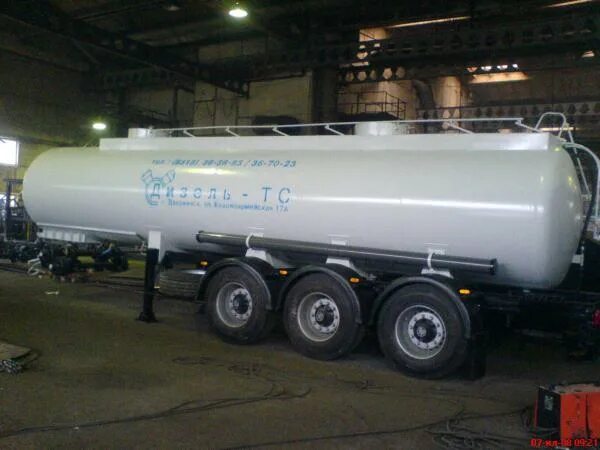 21 цистерна. 21 цистерна. Тепловоз 2тэ цистерны. Россия тепловоз грузовой вагон цистерна. Цистерны для перевозки жидкого аммиака.