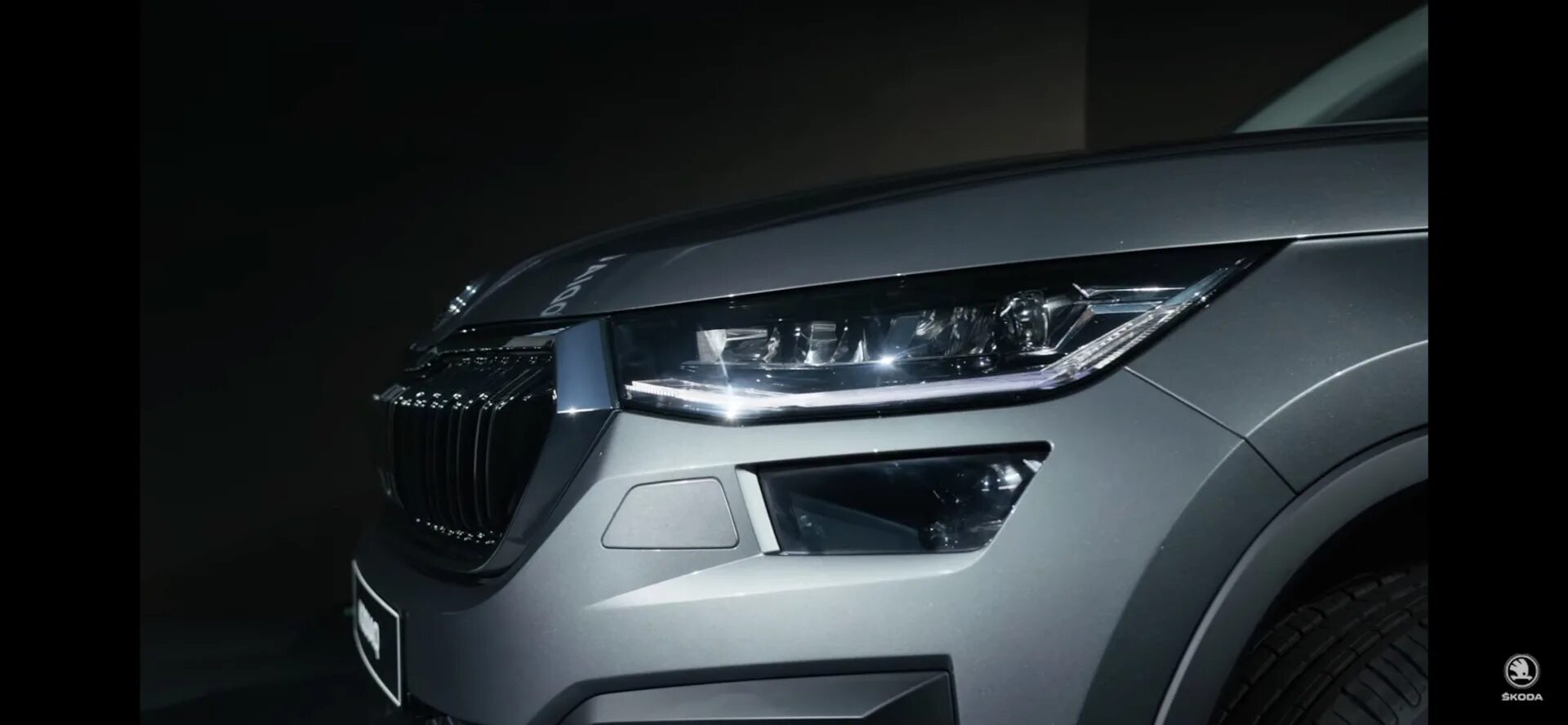 Шкода кодиак лампы ближнего света. Фара шкода кодиак 2025. skoda kodiak матричные фары. матричные фары шкода кодиак 2025. фары шкода кодиак 2025.
