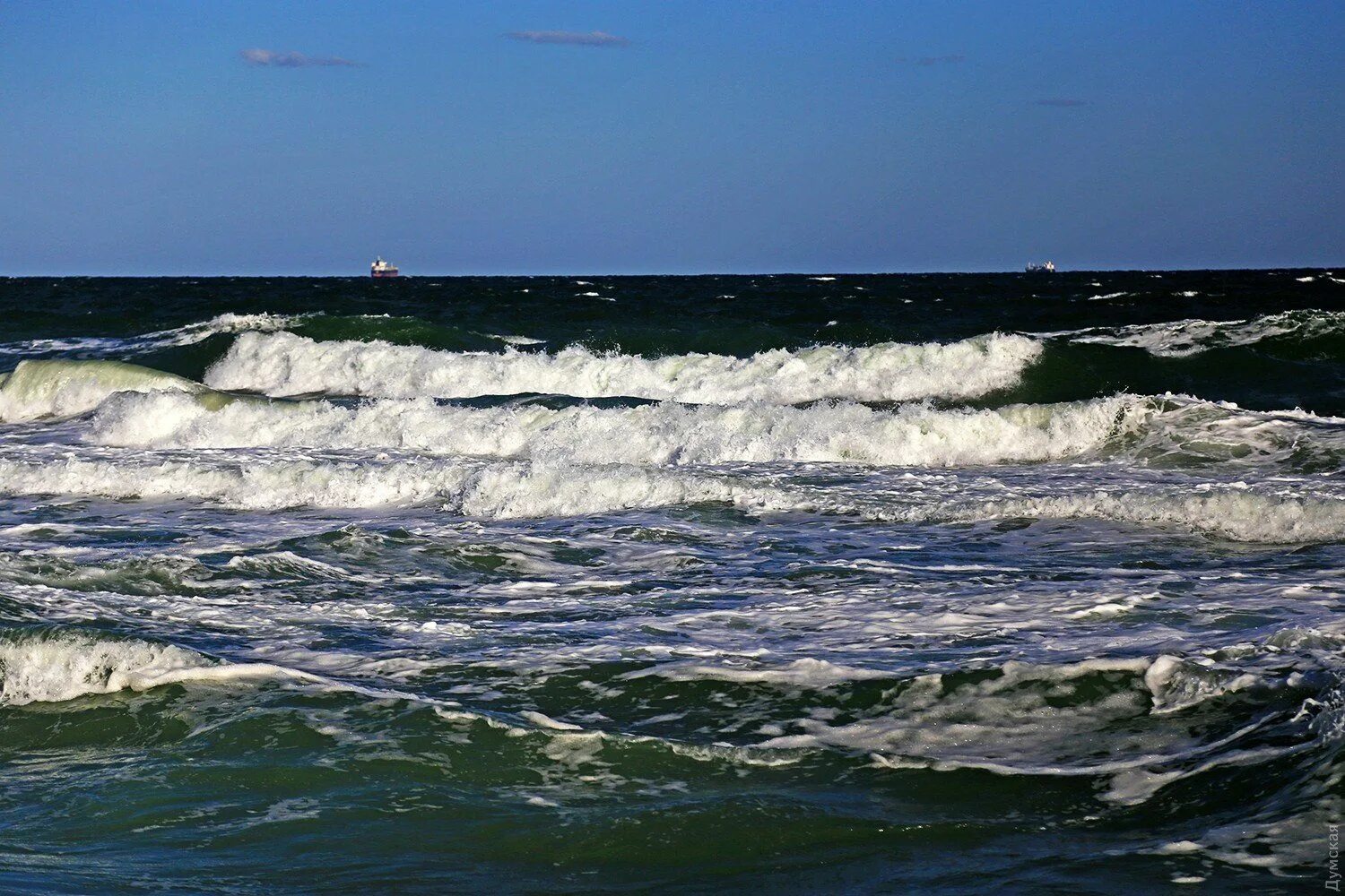 Одесское море. Черное море Одесса. Черное море Одесса берег моря. Шторм в Одессе. Побережье Одессы с моря.