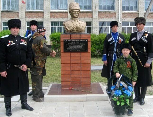 Георгиевск 18. Станица Урухская Георгиевский район Ставропольский край. Ст Урухская Георгиевского района Ставропольского края. Станица Георгиевская Ставропольский край Георгиевский район. Школа станица Урухская Георгиевский район Ставропольский край.