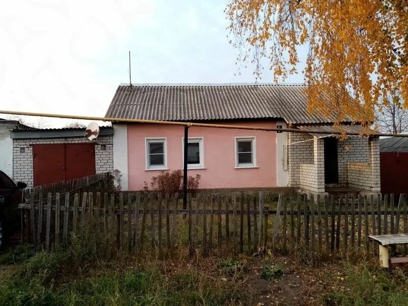 Дом в лебедяни. Лебедянь дома и дачи. Лебедянь липецкая область недвижимость. Липецкая область, лебедянь, интернациональная улица дом. Лебедянь липецкая область недвижимость.