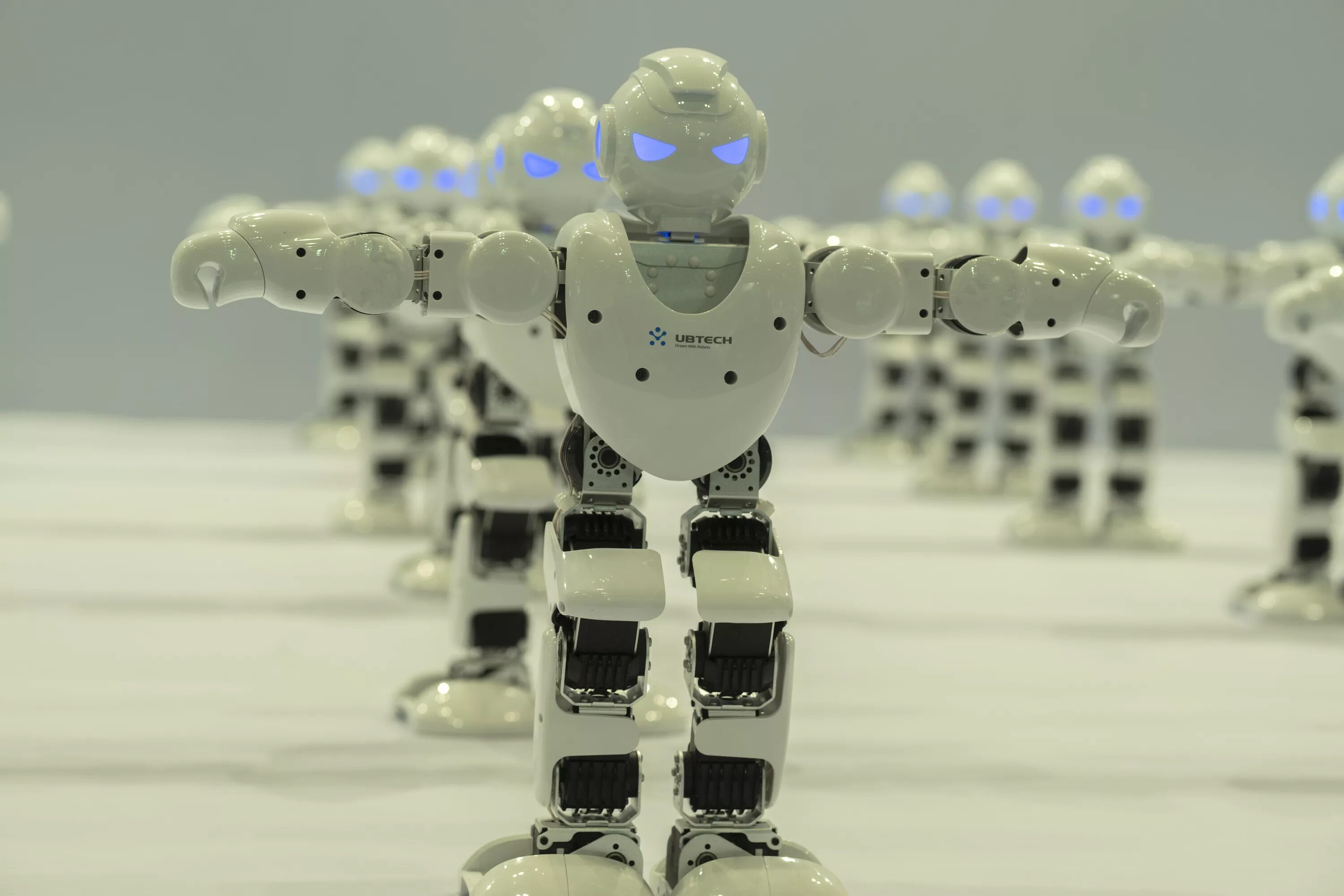 Самого дорогого робота. Робот. Роботы будущего. Будущие роботы. Маленький робот.