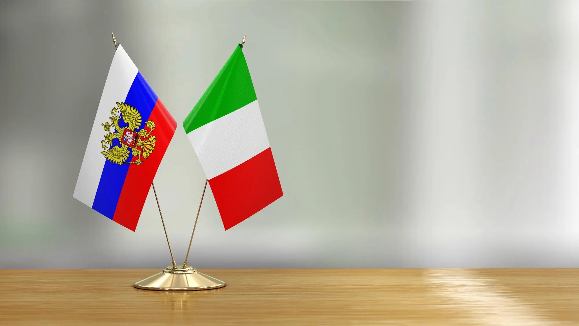 Флаг русской франции. Французский флаг и российский. русский и французский флаги.