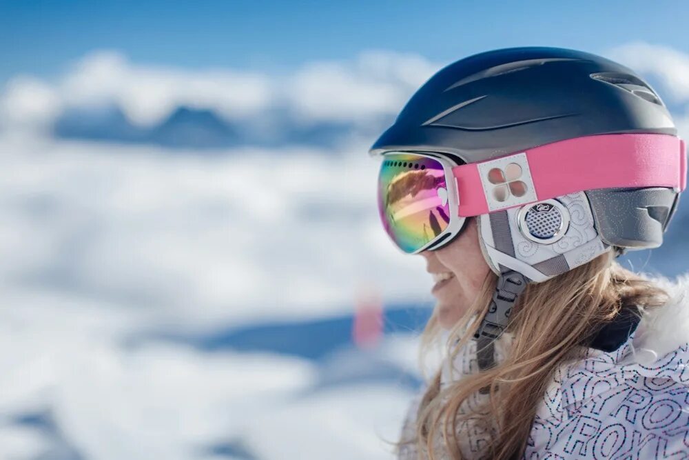 Create goggles. Ski goggles. fast helmet with goggles. eveglyph goggles. everglyph goggles.