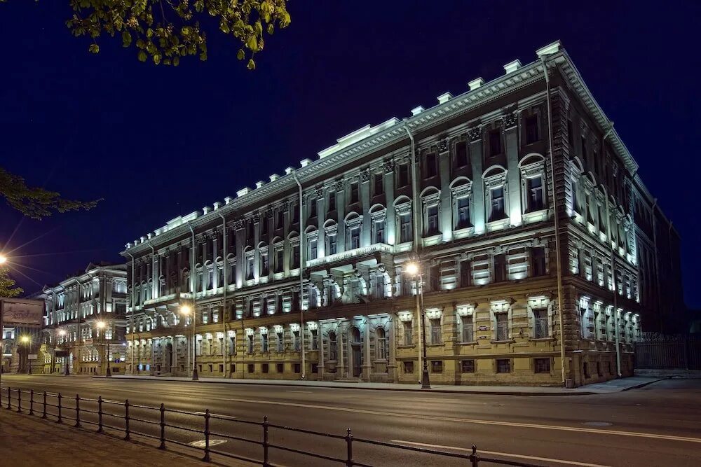 Bridge Hotel Санкт-Петербург. The Bridge Hotel 4 Санкт-Петербург. Адмиралтейская набережная 12 гостиница. Бридж отель Санкт-Петербург Адмиралтейский. Адмиралтейская 14