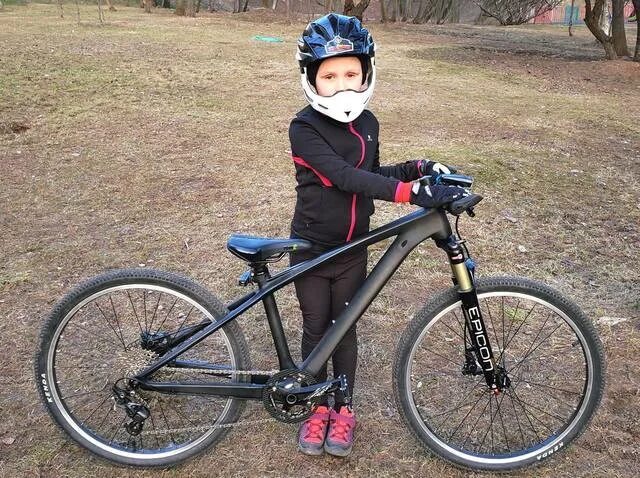 Bubble race. Bubble race. Детский велосипед шульц 16. Велосипед детский shulz chloe 24 race. Велосипед детский shulz bubble 14 race жёлтый.