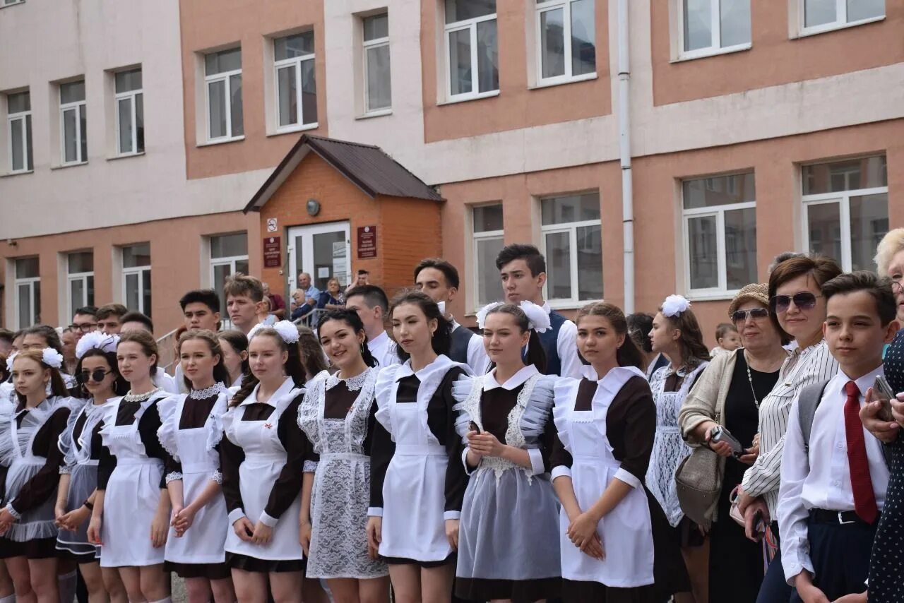 последний звонок 2 школы