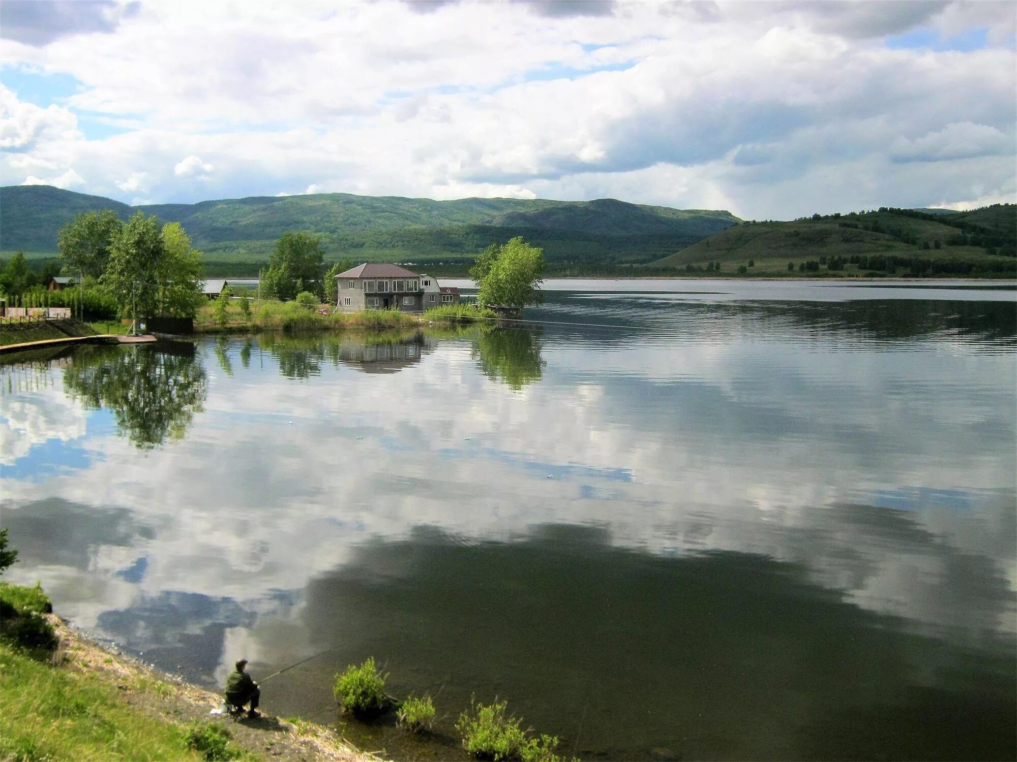 Озера башкортостана. Озеро сабакты Башкирия. Озеро Карабалыкты Башкирия. Озеро Чебачье Башкирия. Чебачье озеро Магнитогорск.