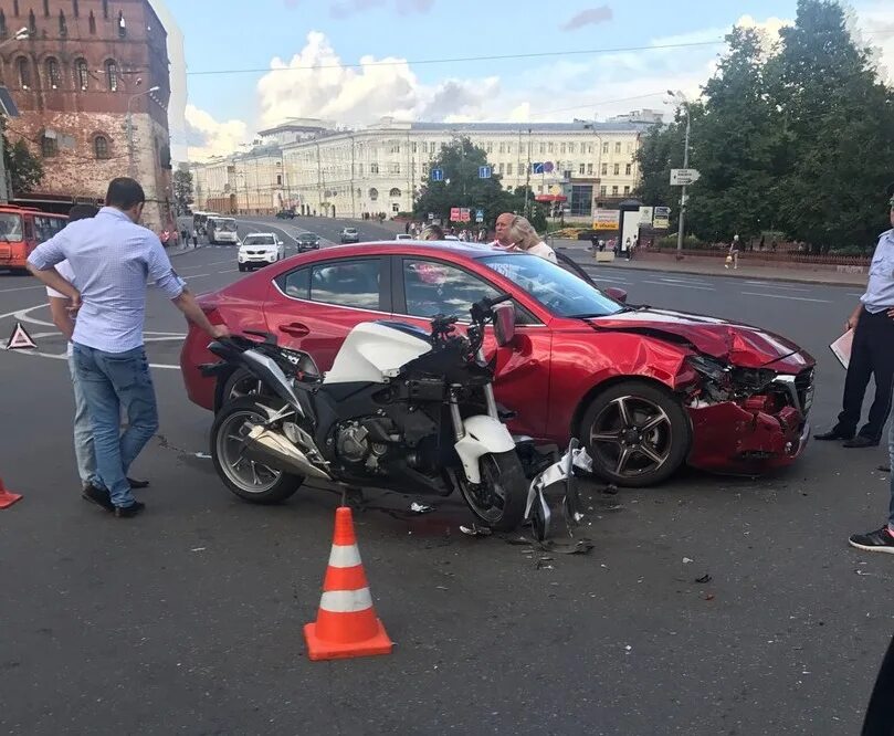 Дтп мотоцикл нижний новгород. Дтп мотоцикл нижний новгород. Дтп на набережной нижний новгород сегодня. Аварии с мотоциклами новгород. Дтп мотоцикл нижний новгород.