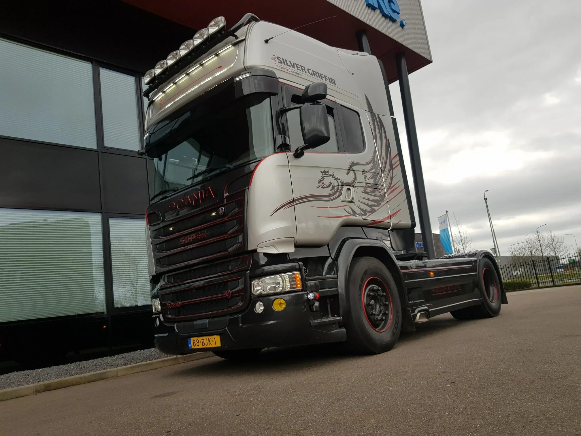 Scania griffin. Скания сильвер гриффин. Scania r730 streamline. Скания сильвер. Скания сильвер гриффин.