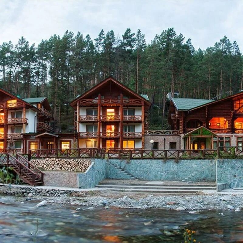 марьин остров горный алтай. марьин остров. турбаза марьин остров чемал. эко отель марьин остров горный алтай. эко-отель марьин остров алтай.