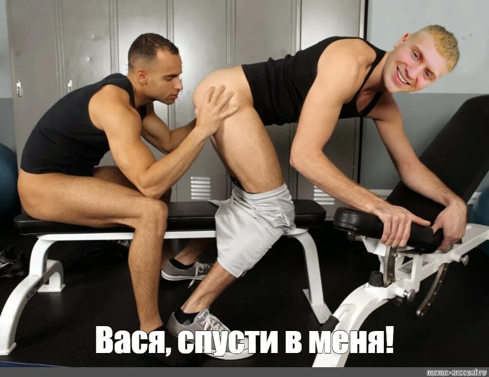 Поджарый спортсмен оказался быстро ебущимся скорострелом
