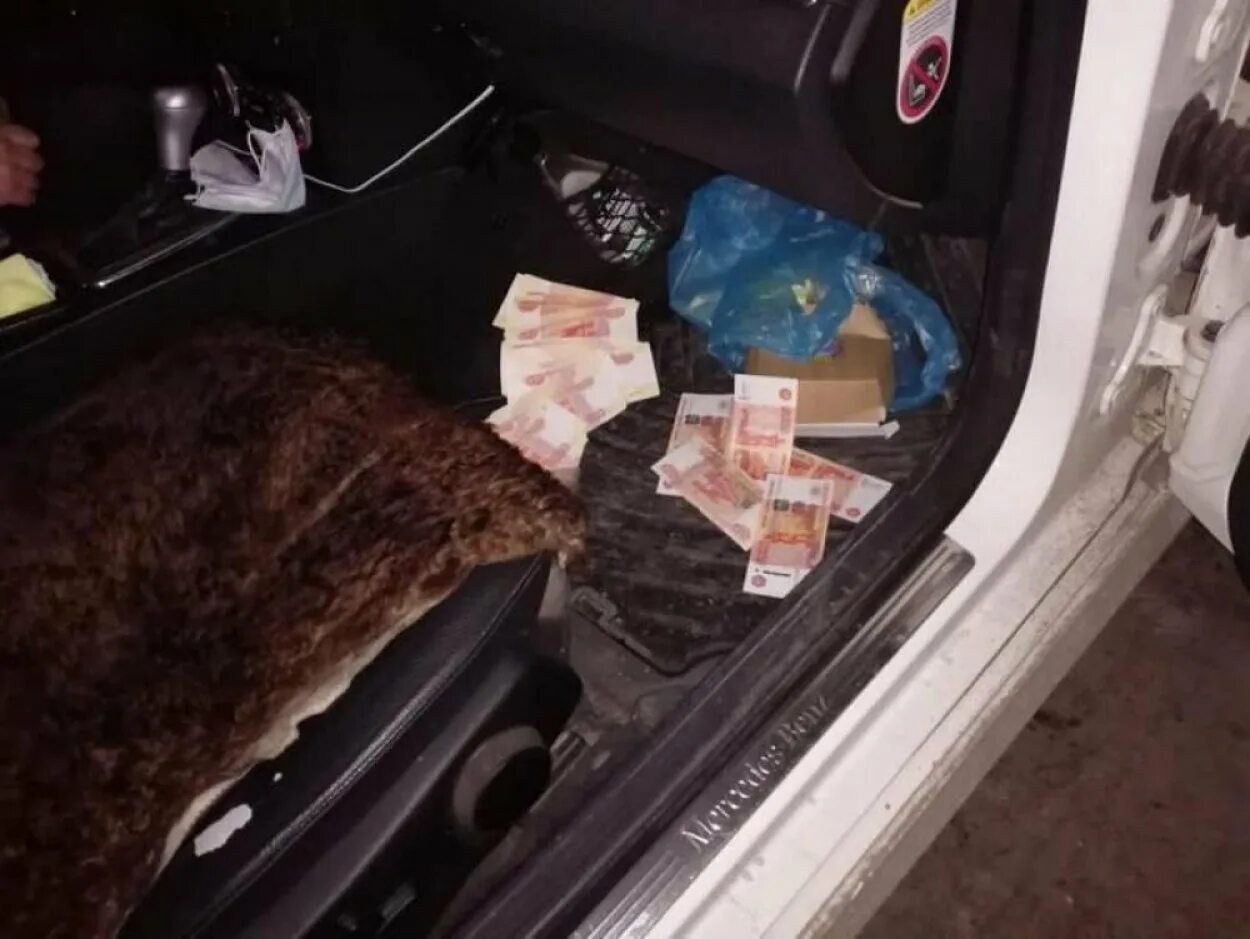 Коррупция в полиции. Роман юдин вглту. Якобы взятка. Задержание сотрудниками полиции. Достоверная информация фото.