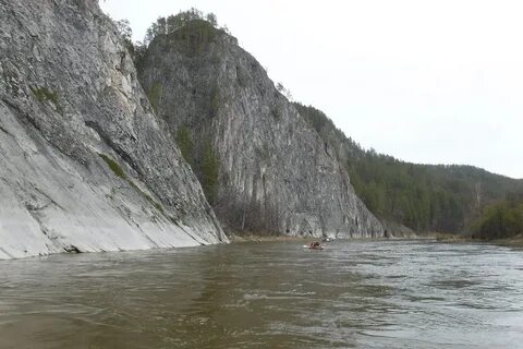 Вниз по белой реке