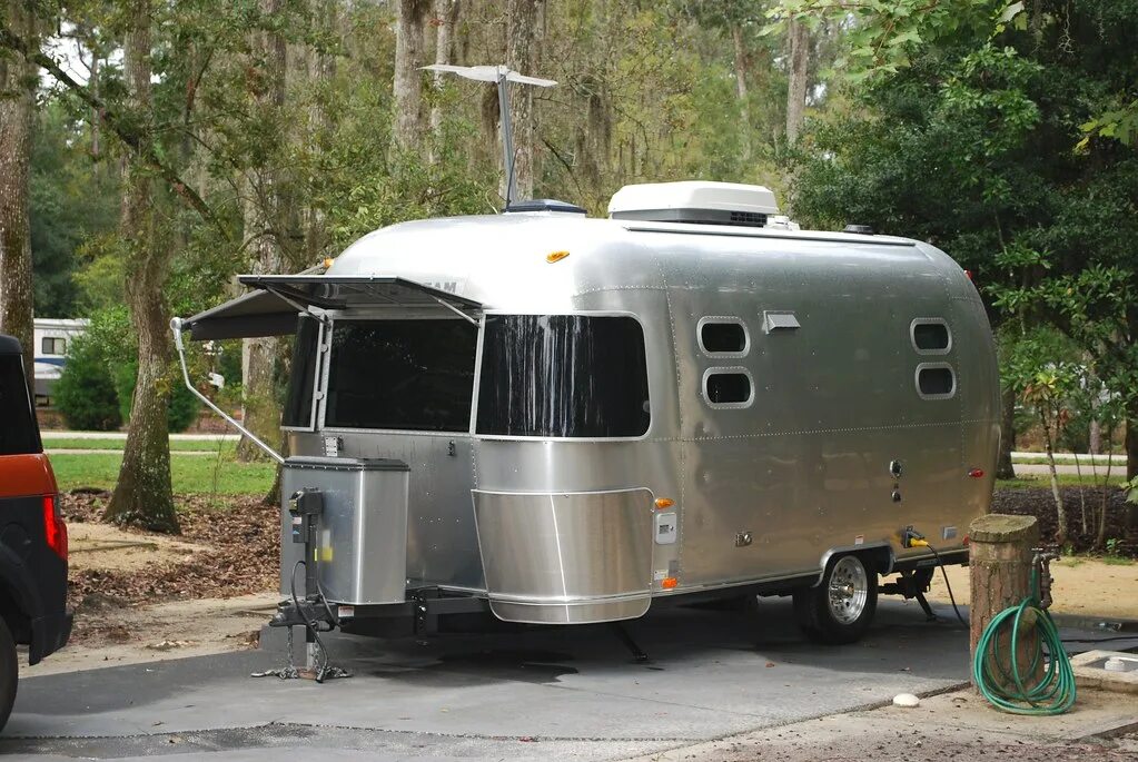 Автодом 1980. Classic trailers. Деревянный дом прицеп. Жилые прицепы сша. Трейлер стар.