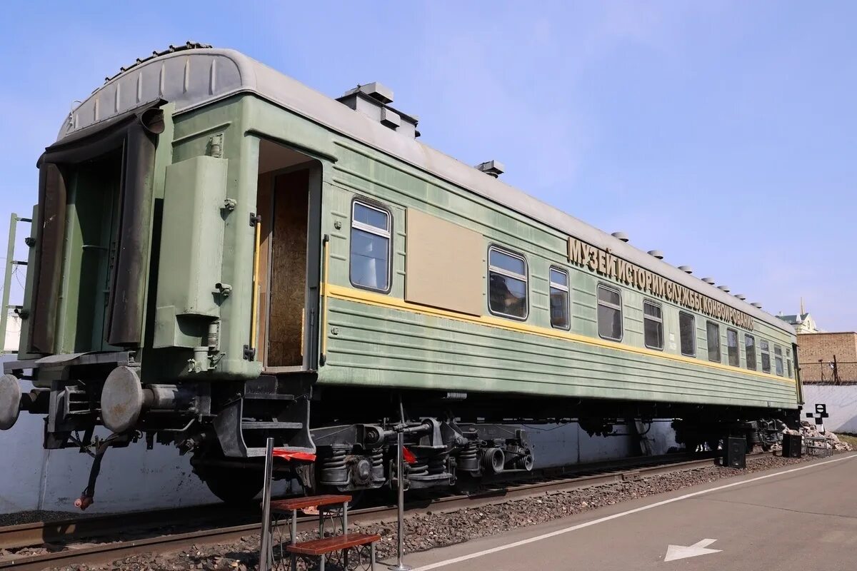 Вагонов красноярск. Сход поезда. Талдан сход вагонов. Пассажирское вагонное депо красноярск. Парк вагонов.