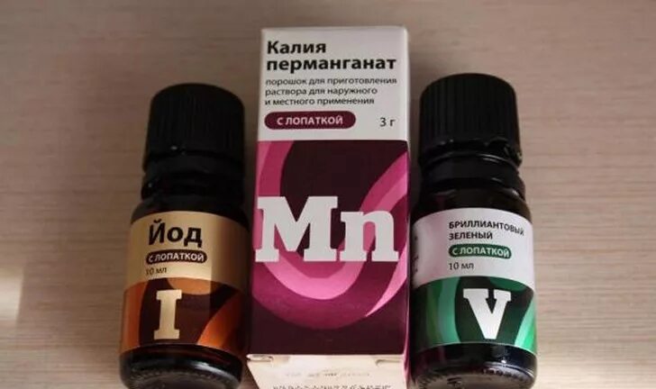Раствор перманганата калия. Марганцовка порошок. Калий в медицине. Окраска перманганата калия в различных средах. Перманганат калия зеленый.