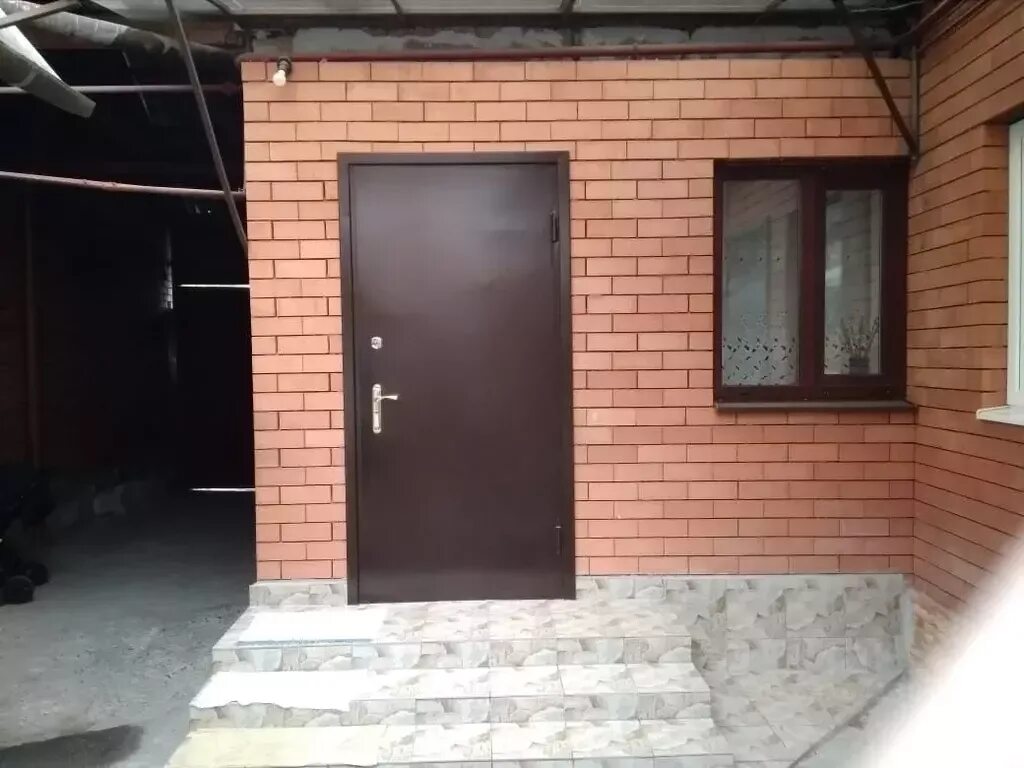 Комнаты в общем дворе владикавказ. Улица калоева во владикавказе. владикавказ ул калоева дом продает. зортова 23 владикавказ. зортова 7 владикавказ дом.