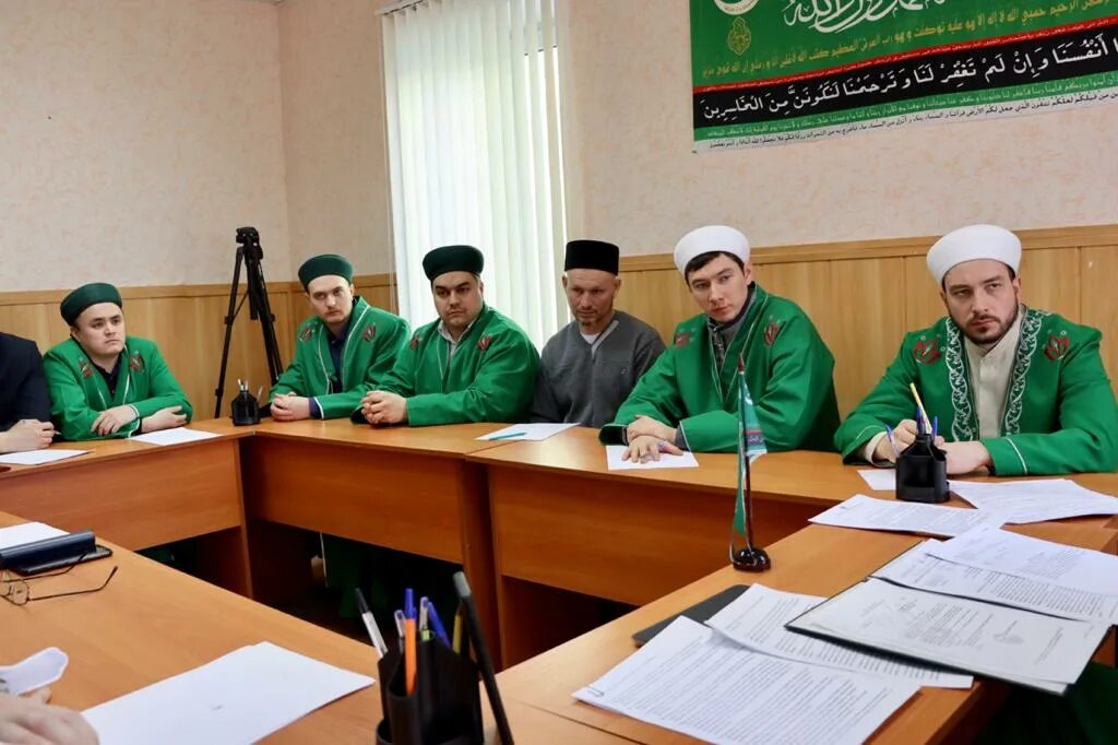 Имам хатыб кул шариф. Имам шамиль. Талибуллин азат. Имамов р р. Рухолла мусави хомейни.