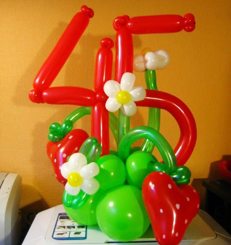 Роща из шаров. Композиции из воздушных шаров. Необычные композиции из шаров. Подарок из шаров. Фигуры из воздушных шаров.
