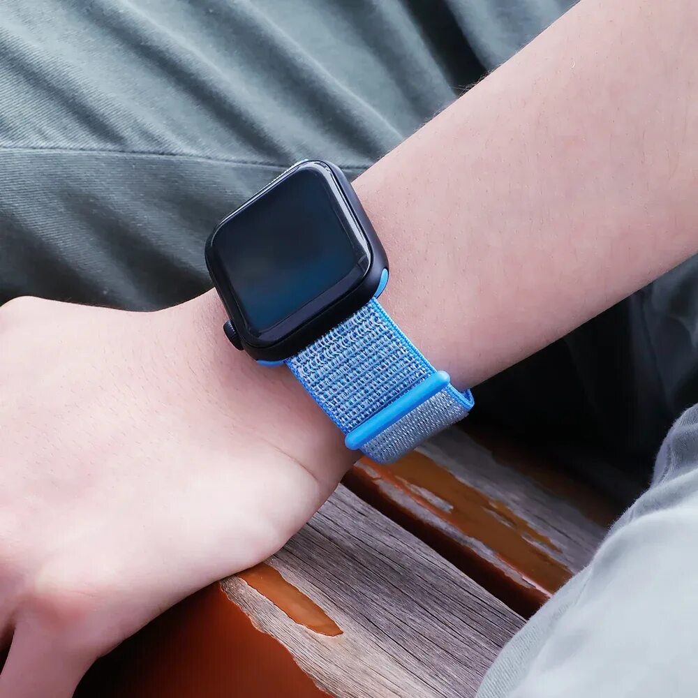 Ремешок для Apple watch 42/44 мм нейлон синий. Ремешок Эппл вотч 40 мм. Браслет для Эппл вотч 3. Ремешки для Эппл вотч 45 мм.