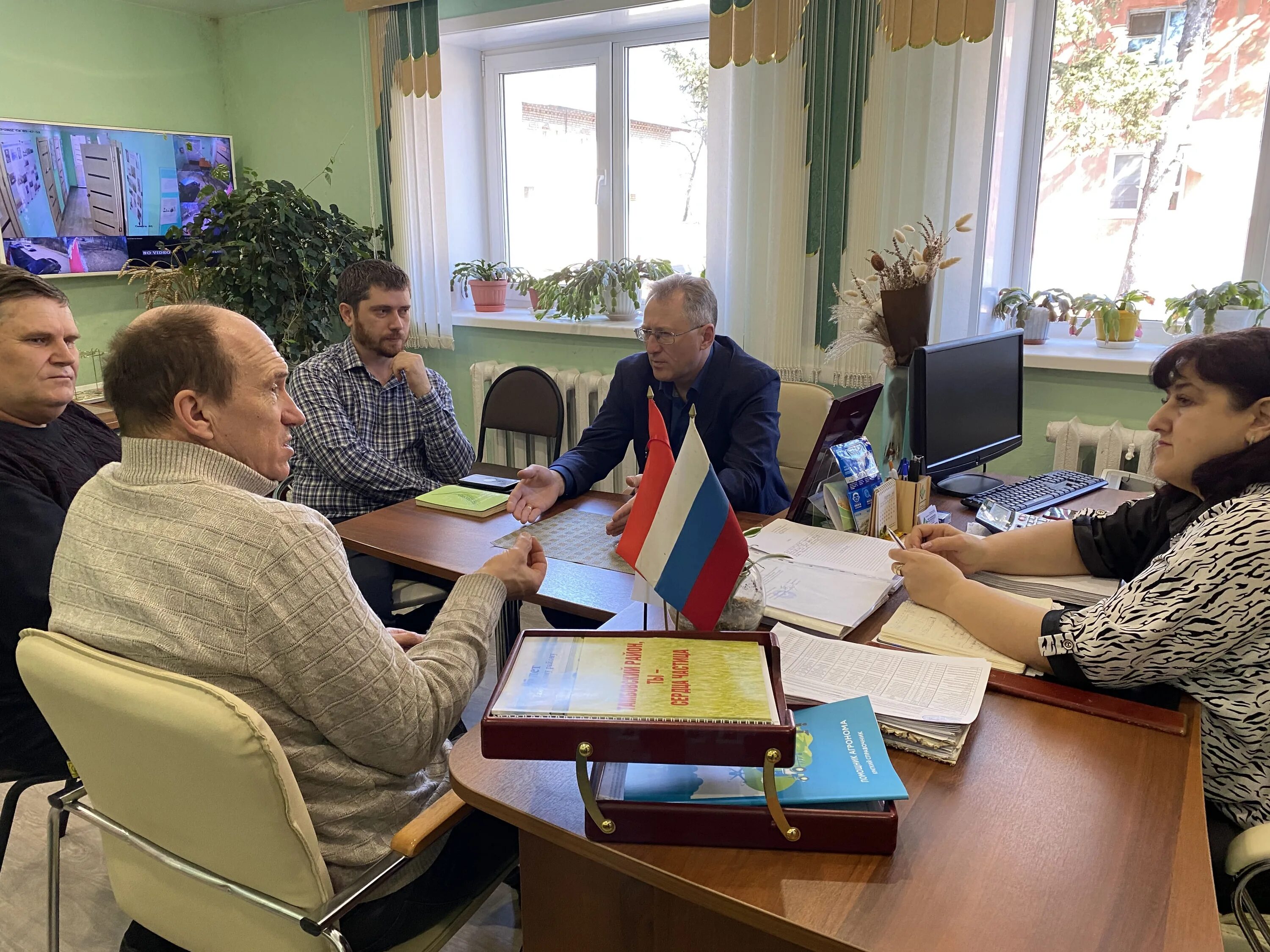 Енгилсаноат уюшмаси. Институт сои. Конкурс детского рисунка 2023 научный институт сои. Якименко лаборатория института сои. Министерство сельского хозяйства амурской области.