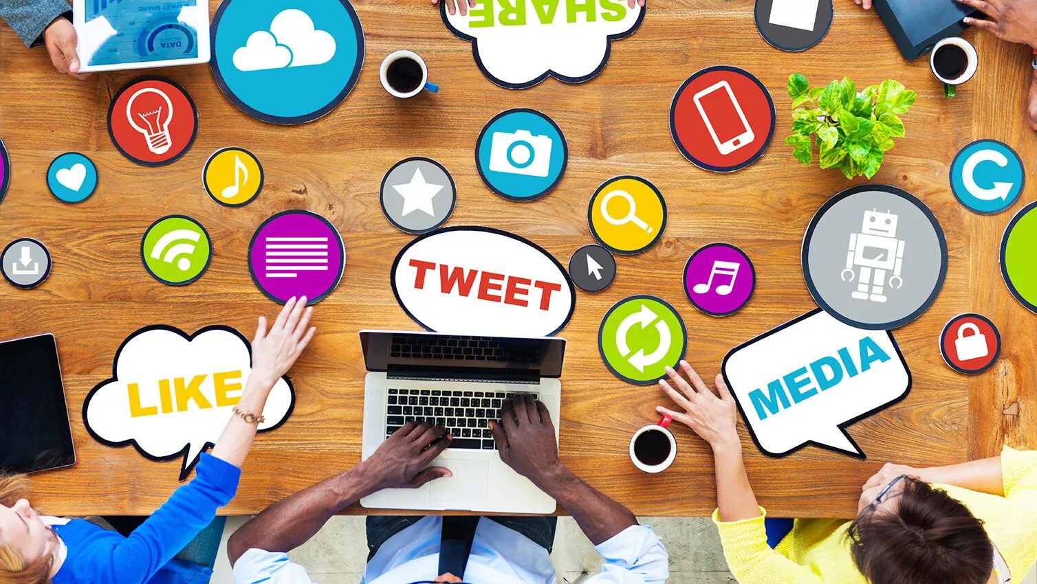 Smm маркетинг в социальных сетях. Social media marketing firms. Social media marketing firms. Маркетинг. Бренд маркетинг.