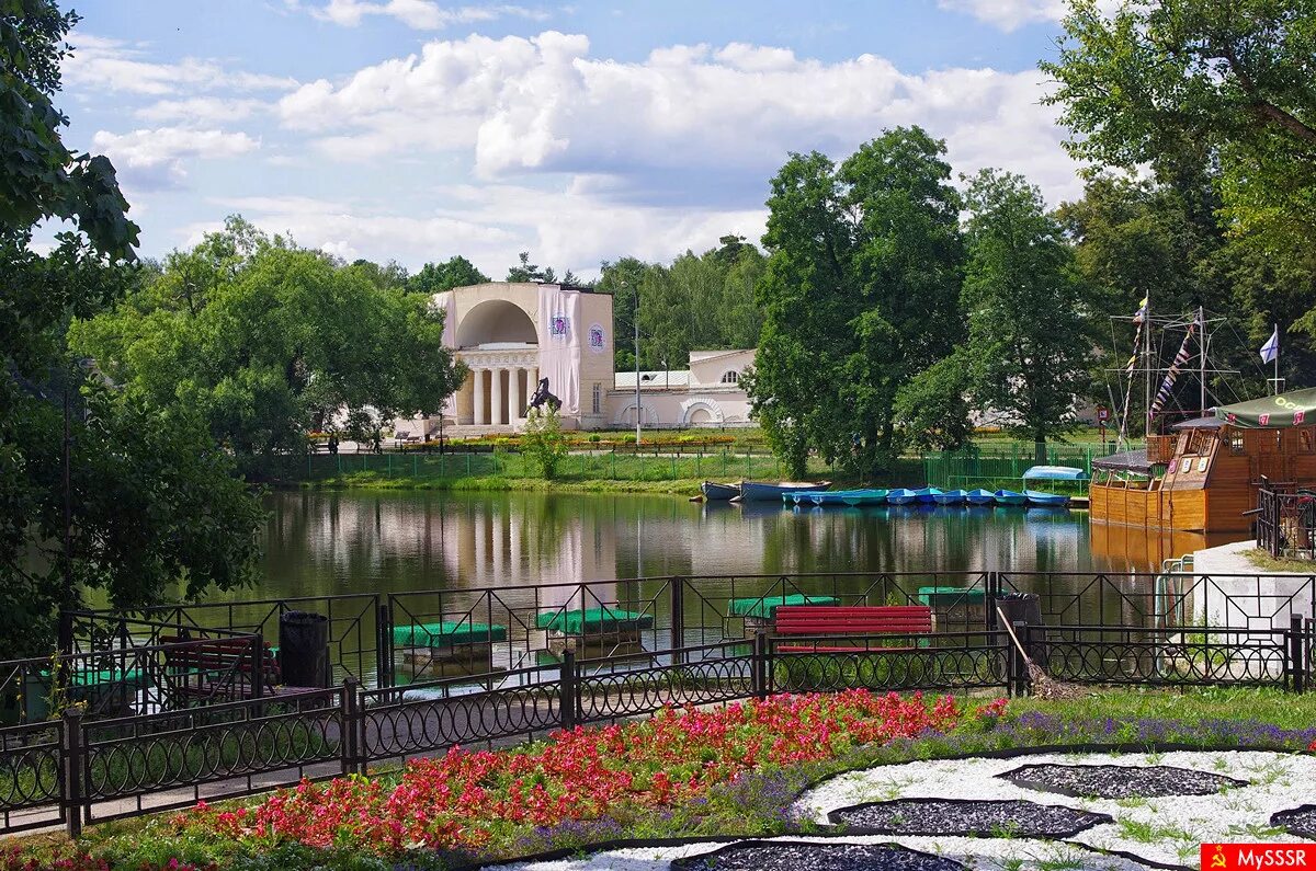 Парк кузьминки сайт. Парк Кузьминки-Люблино. Парк Кузьминки Москва. Кузьминки парк Кузьминки. Кузьминский парк Москва.