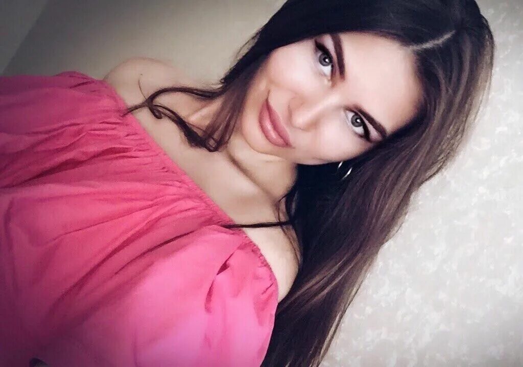 Женщина для встреч сургут. Девушка г сургуте. Красивые девушки города сальска. Одинокие женщины из палласовки. Девушки сургута.