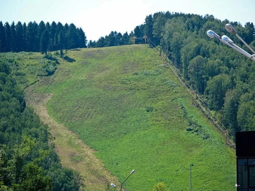 Гора Комсомольская Горно-Алтайск. Комсомолка Горно Алтайск. Комсомольской гора Алтай. Гора Комсомольская горный Алтай.