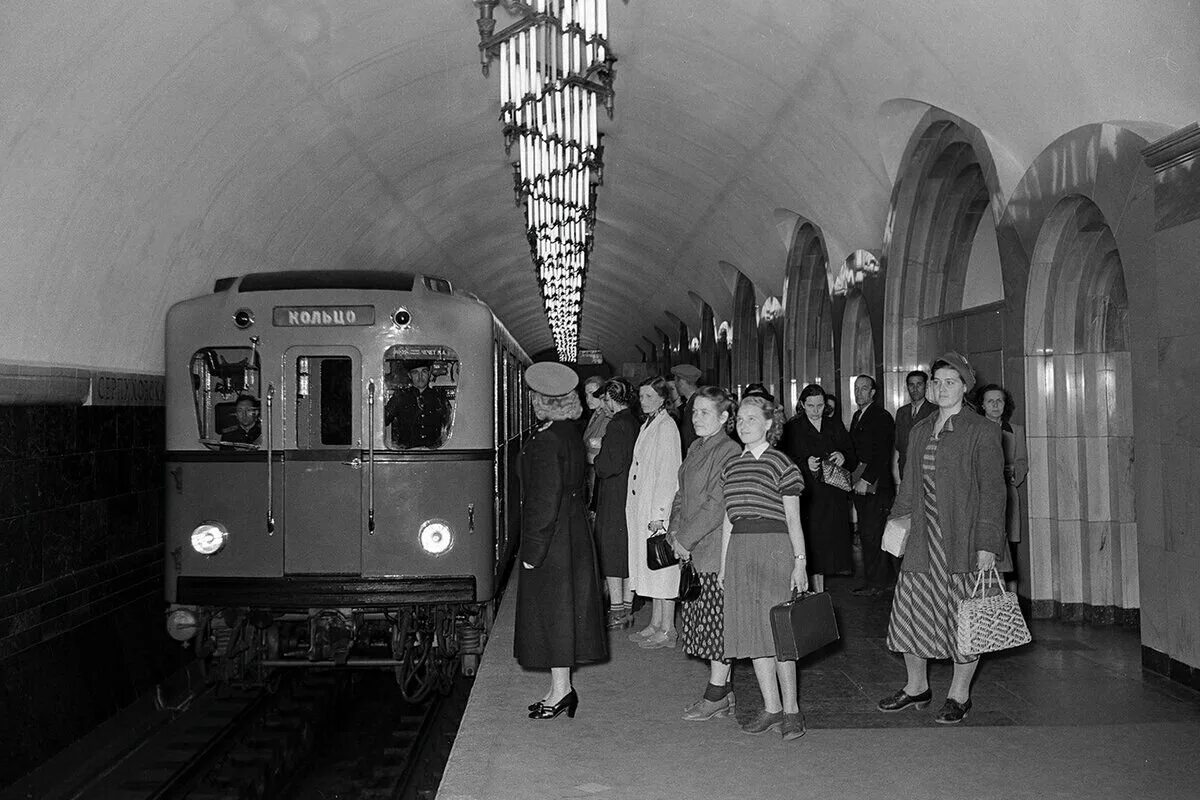 Открытие первого метрополитена. Московский метрополитен 1935. Первая линия Московского метро 1935. Открытие Московского метрополитена 1935. Открытие первой линии Московского метрополитена 1935 год.