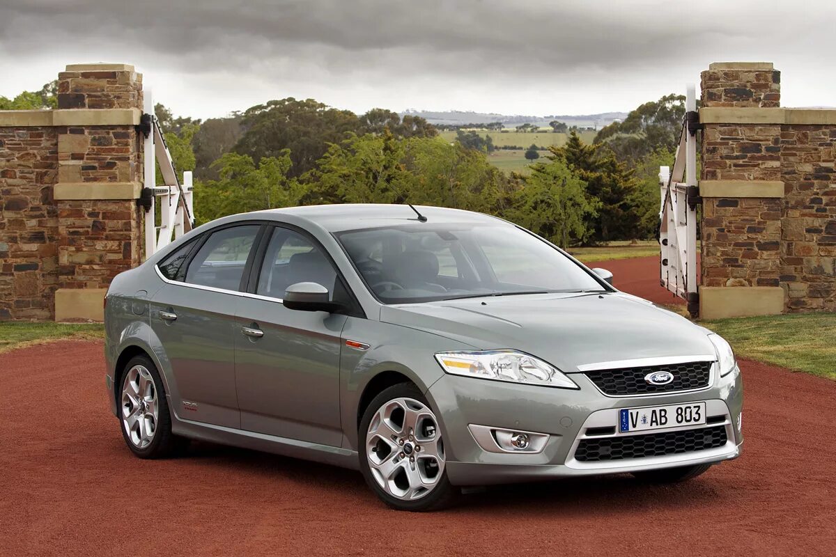 Сколько ходит форд мондео. Ford mondeo 2008. Форд мондео 2012 1. Машина форд мондео 4. Ford mondeo 4 st.
