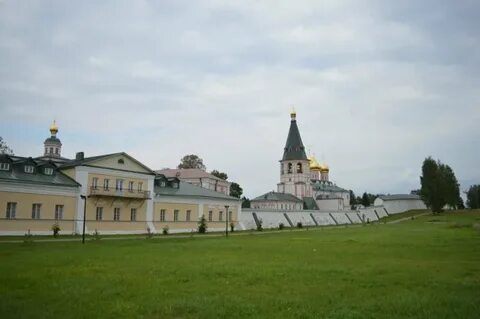 Монастырь принадлежащий