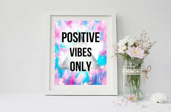 Essence positive vibes only. Only positive vibes. онли позитив. only positive картинки. send positive vibes.