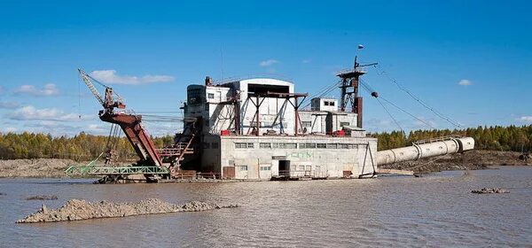 Зейский рудник амурской области. Прииск Дамбуки Амурская область. Прииск Соловьевский Амурская область. Драга прииск Дамбуки. Фабрика прииск Соловьевский.