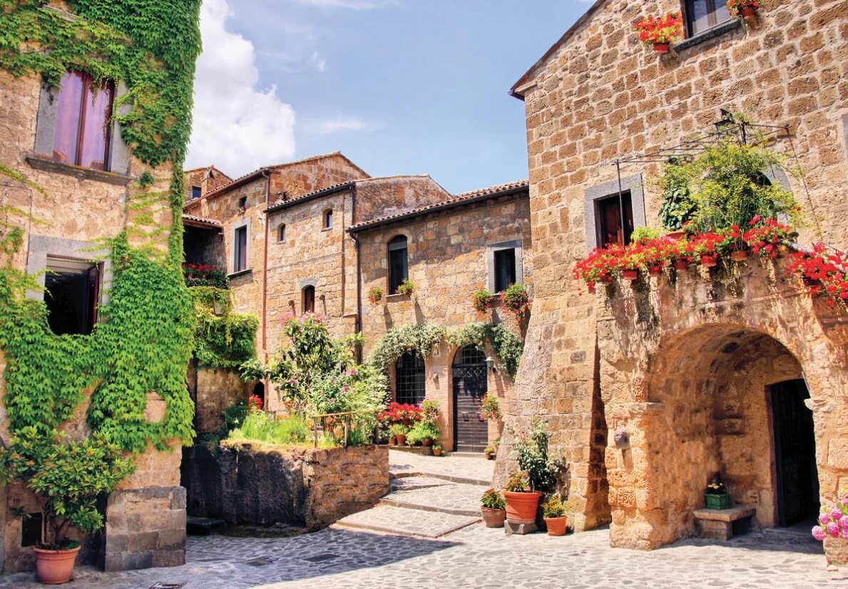 Монтальчино италия. Тоскана флоренция италия улочки. Сиена италия. Столица тосканы италия. Города тосканы.