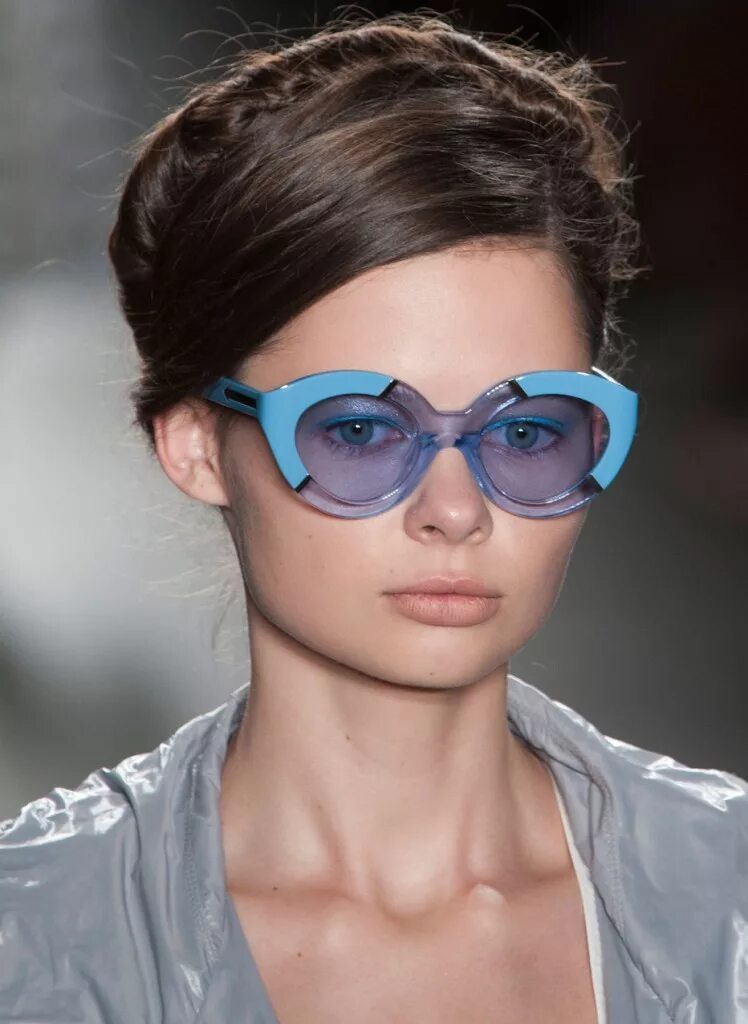Стильные очки. Стильные солнцезащитные очки. Стильные очки для женщин. Модные оправы солнцезащитных очков.