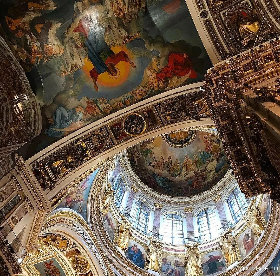 Здания санкт петербурга на английском. Исаакиевский собор архитектор. Тайны исаакиевского собора. Иконостас исаакиевского собора в санкт-петербурге. Исаковскиц собор внутри.