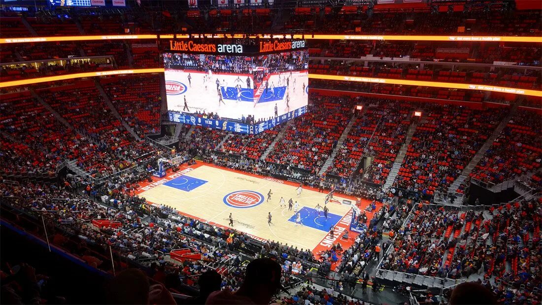 Хоккейный стадион динамо минск. Монреаль стадион хоккейный. Арена питтсбург пингвинз. Хоккейная арена в дубае. Lanxess arena вместимость.