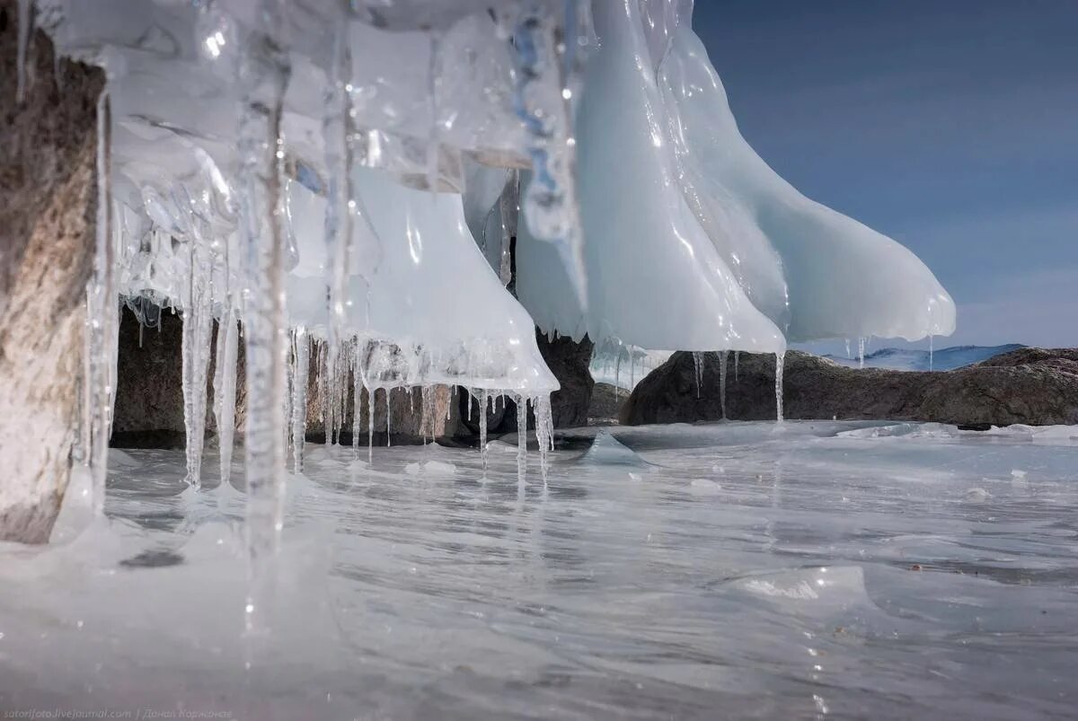 Снежная вода рассказ. Сокуи на Байкале. Красивый лед. Снег и лед в природе. Зимний Байкал.