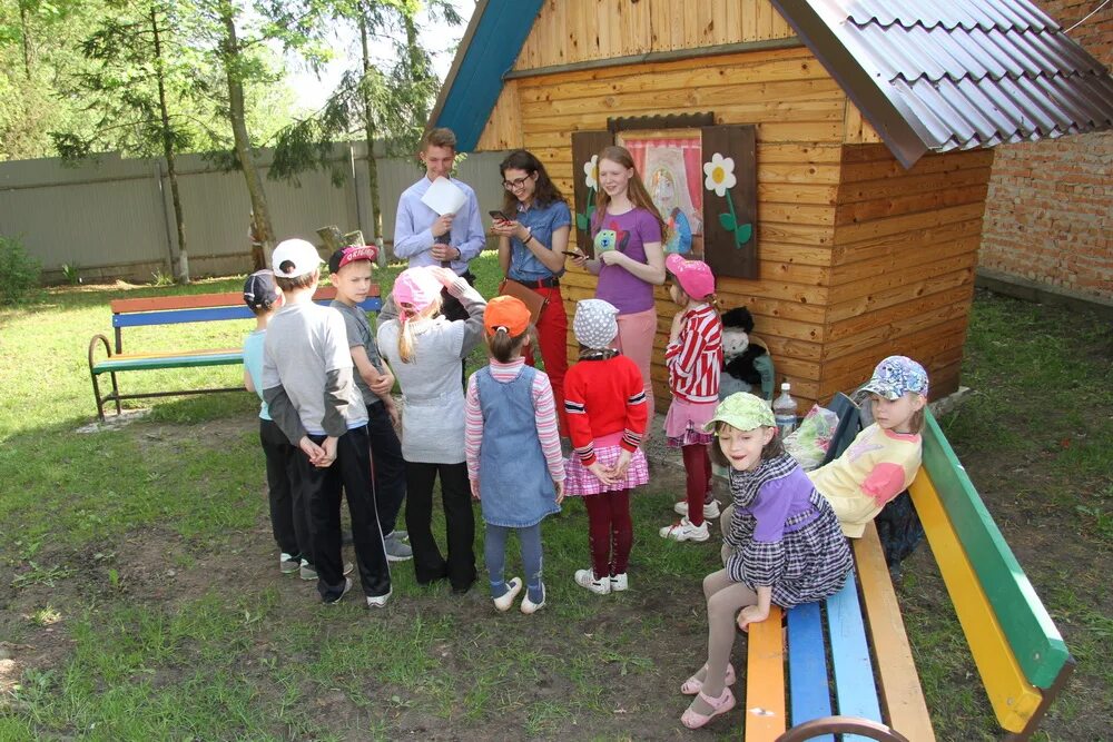 Теремок рославль. Детский дом рославль. Реабилитационный центр теремок рославль. Социальный центр теремок рославль. Теремок рославль.